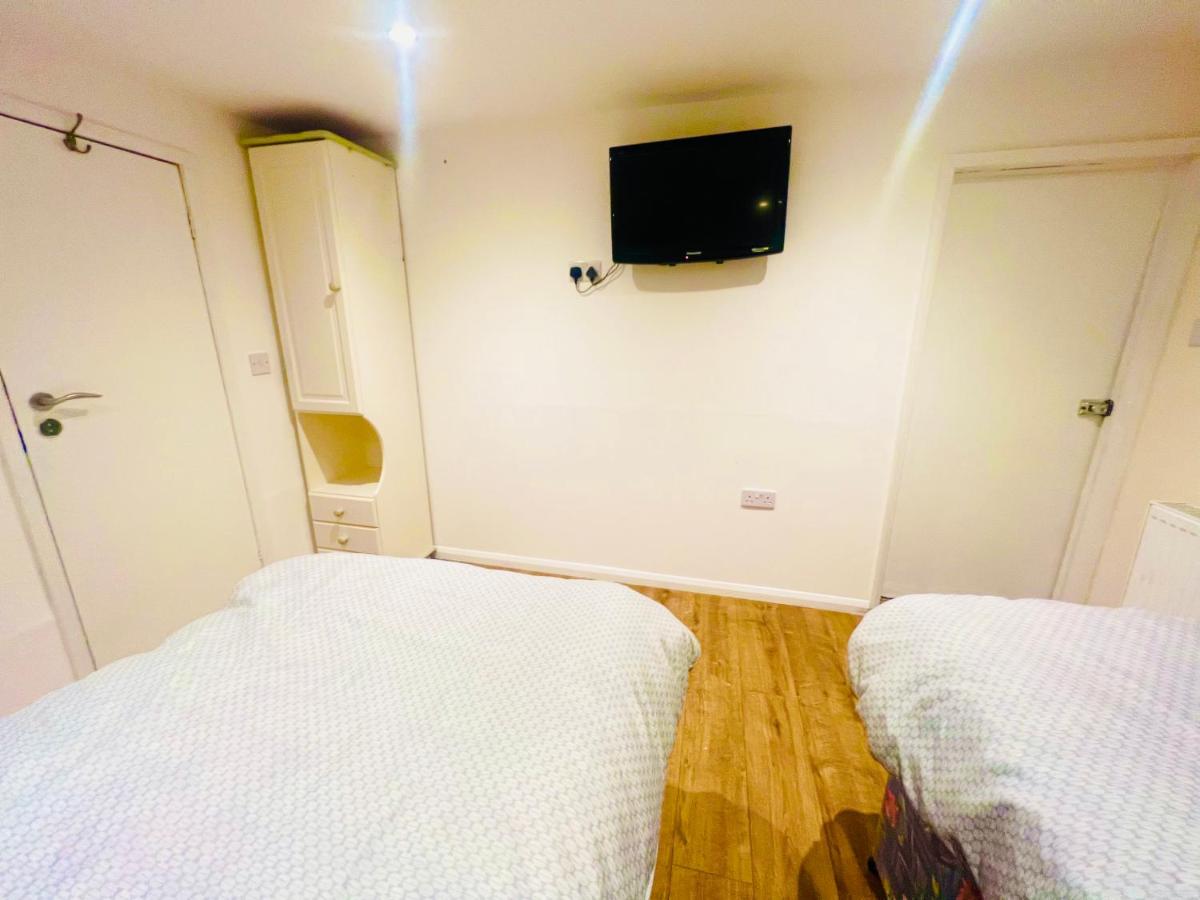 White House Lodge - Housity