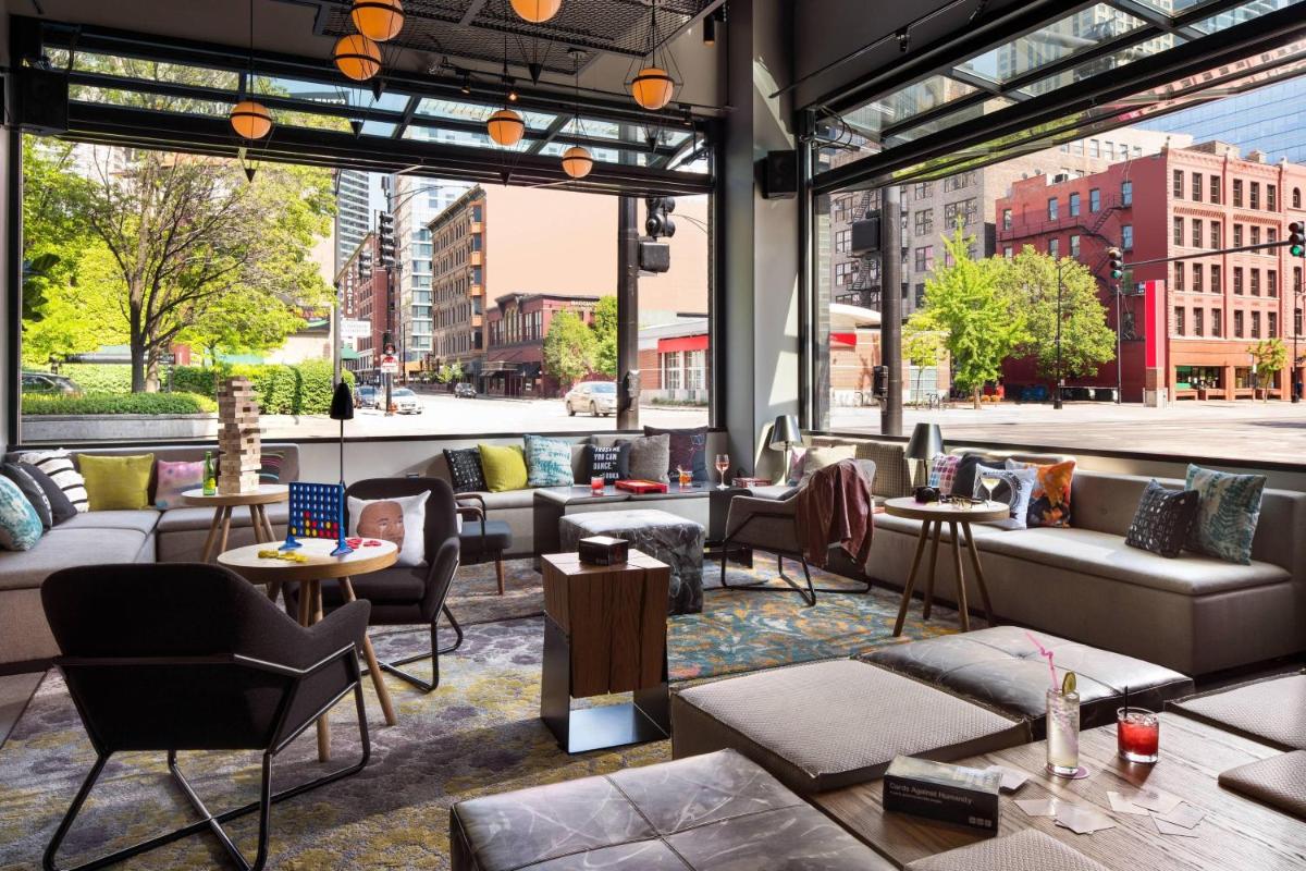 Moxy Chicago Downtown - Housity
