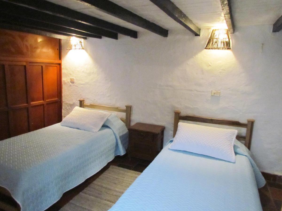 Casa Yerbabuena- Rustiko - Housity