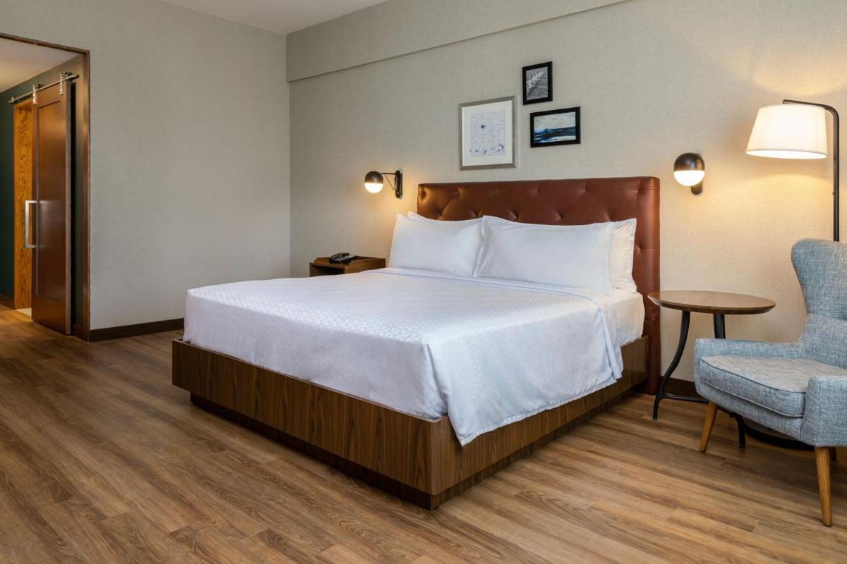 Four Points by Sheraton Monterrey Airport - Housity
