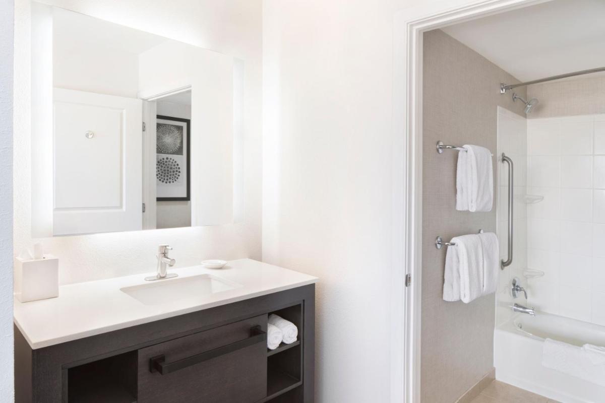 Residence Inn by Marriott Sacramento Downtown at Capitol Park - Housity