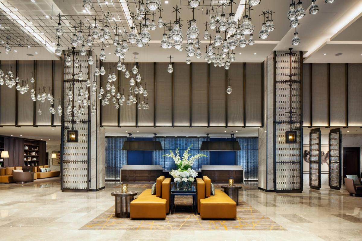 Sheraton Los Angeles San Gabriel - Housity