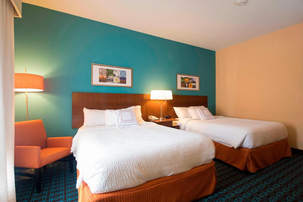 Comfort Inn & Suites Green Bay Stadium Area - Housity