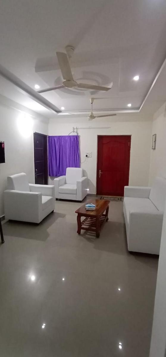 GUNTUR GUEST ROOMS - Housity