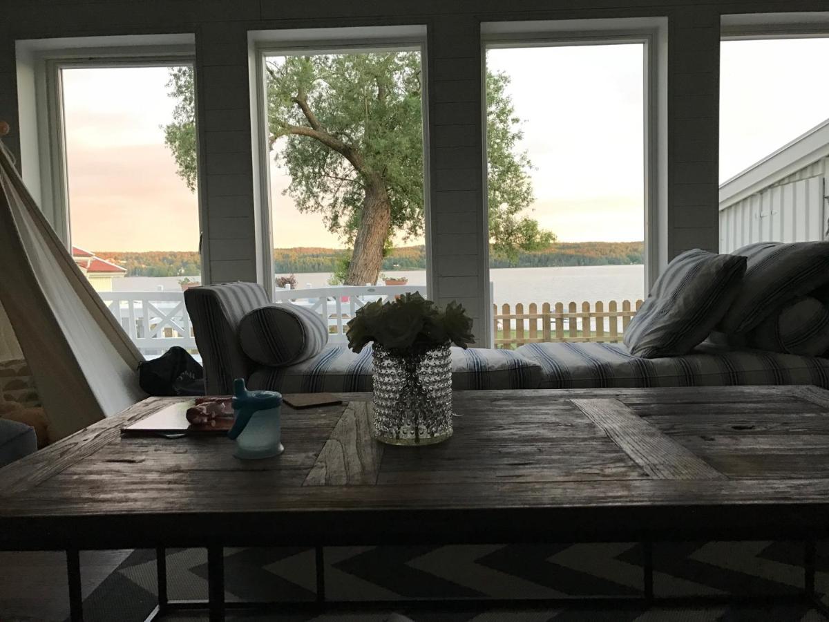 Sjötomt i Mariefred - Housity