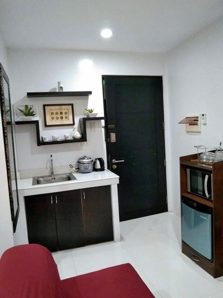 A cozy studio unit 912 - Housity