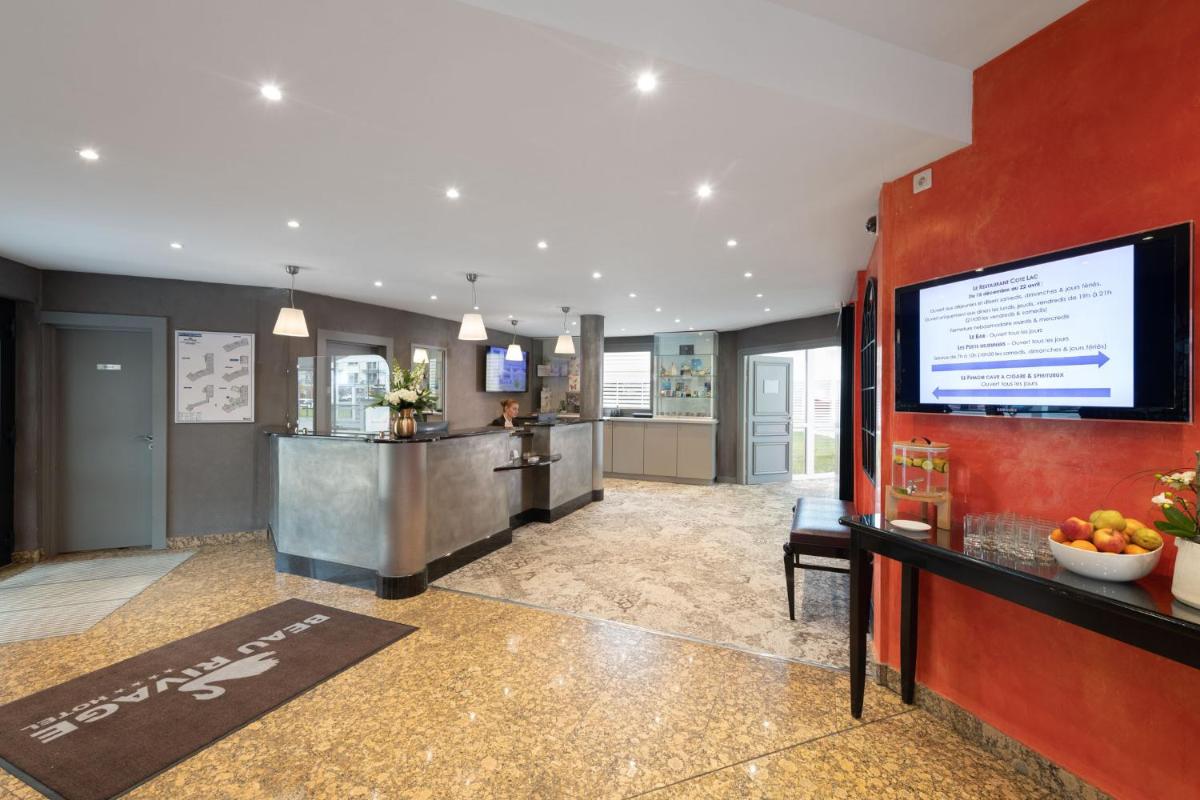 Cuisine ou kitchenette dans l'établissement Hôtel Beau Rivage
