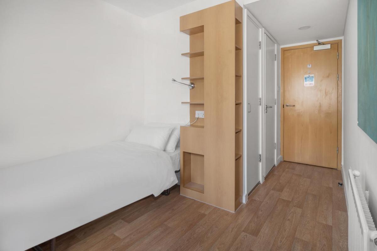 Friendship House (Southwark) - Housity