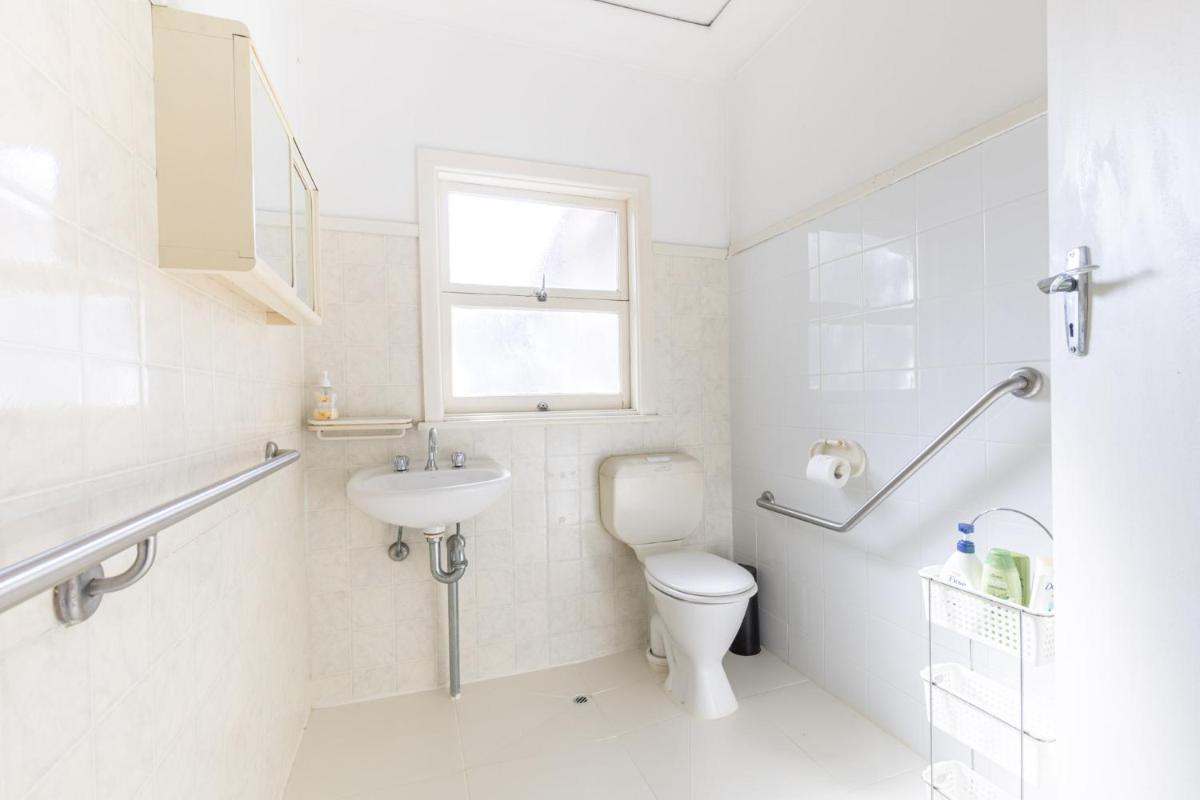 Work from country side with urban amenities - Housity