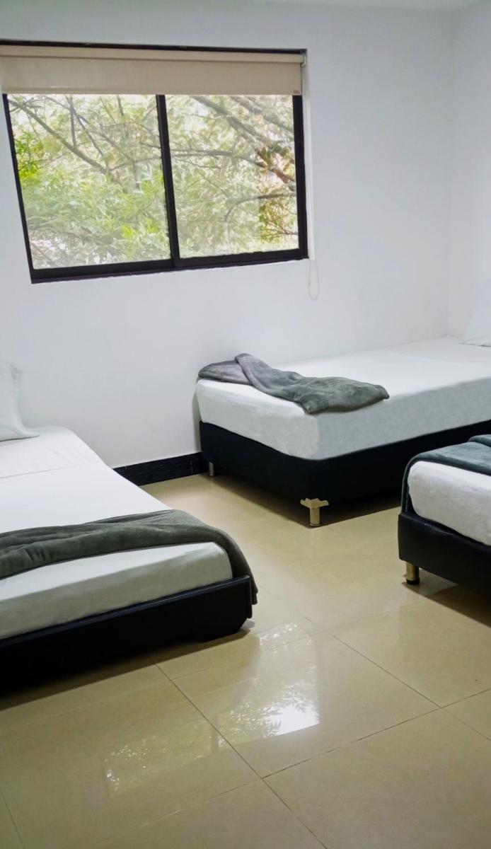 HOTEL GIRASOL 70 - Housity