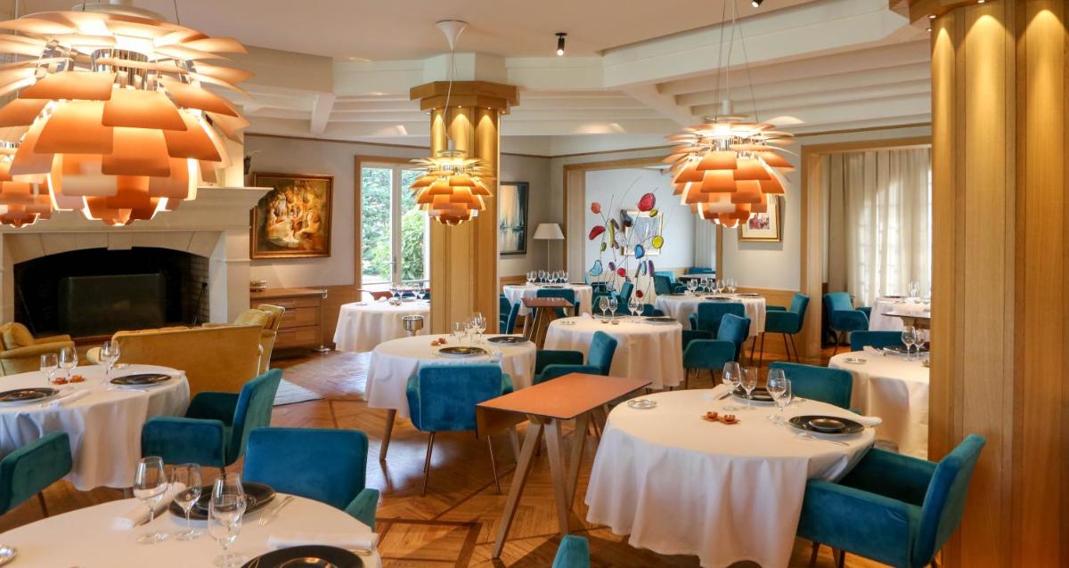 Coin salon dans l'établissement Relais de la Poste