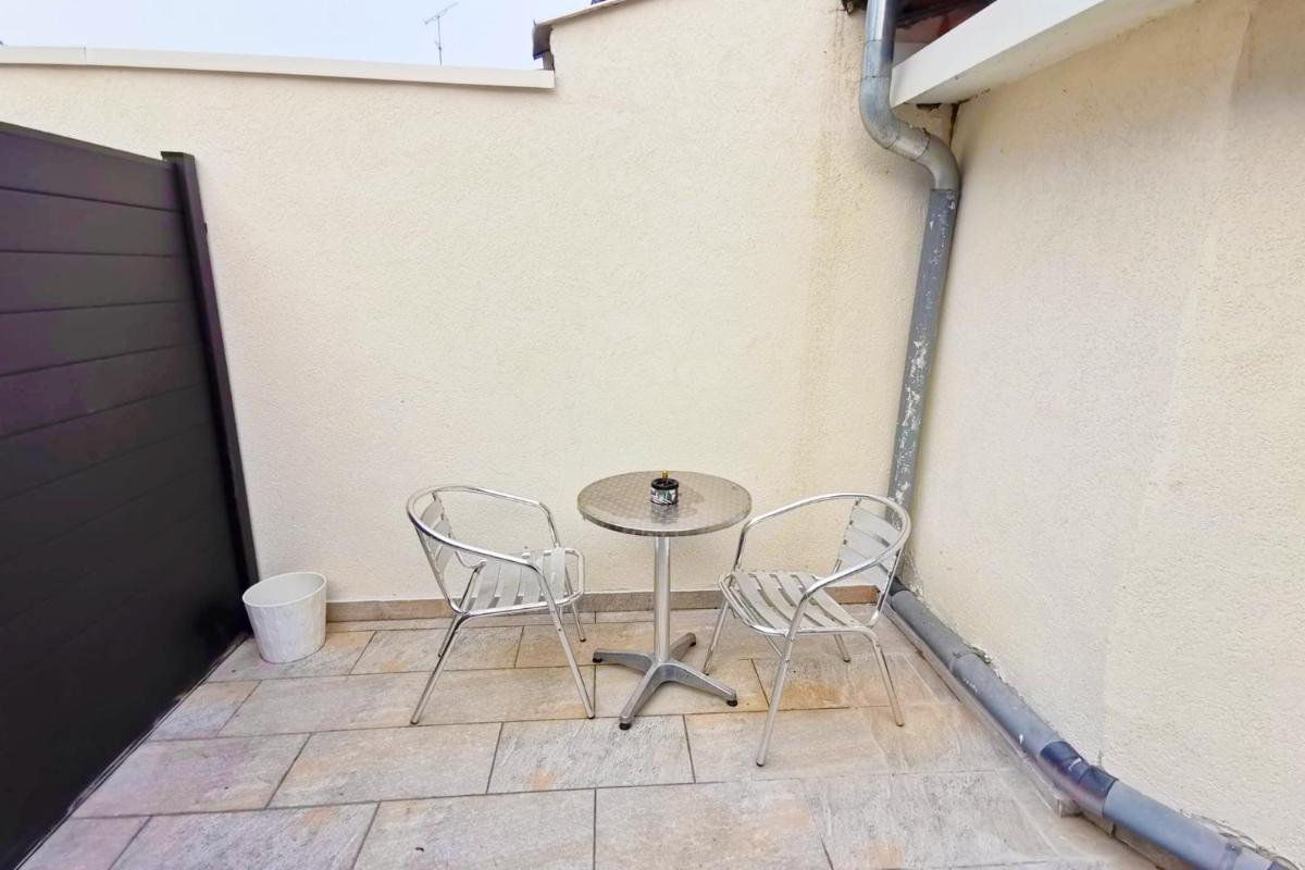 Studio design tout équipé avec netflix & terrasse - Housity