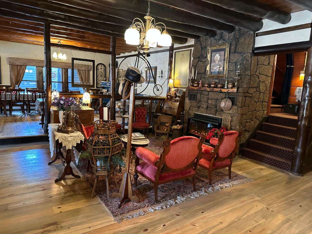 Inn of Glen Haven - Housity