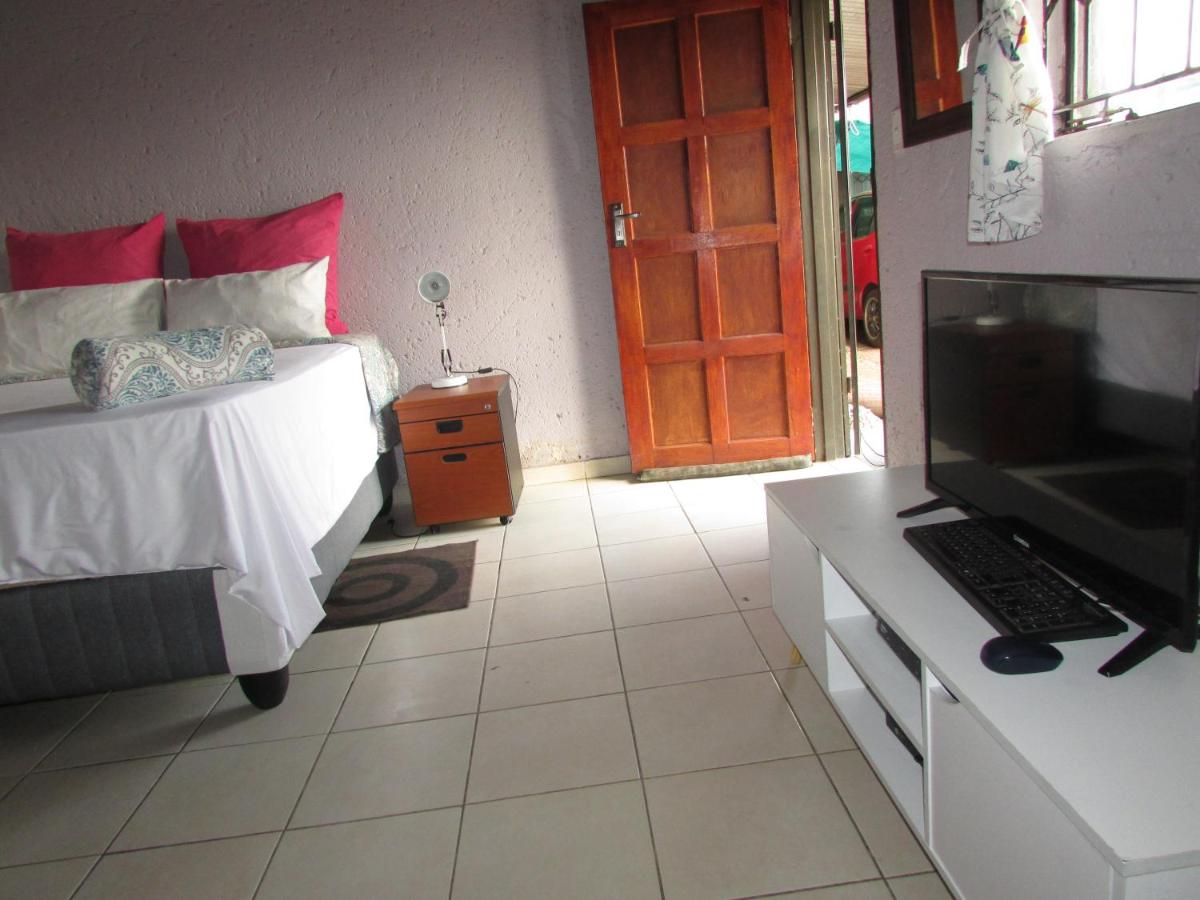 Next to Dinokeng in Hammanskraal Private property - Housity