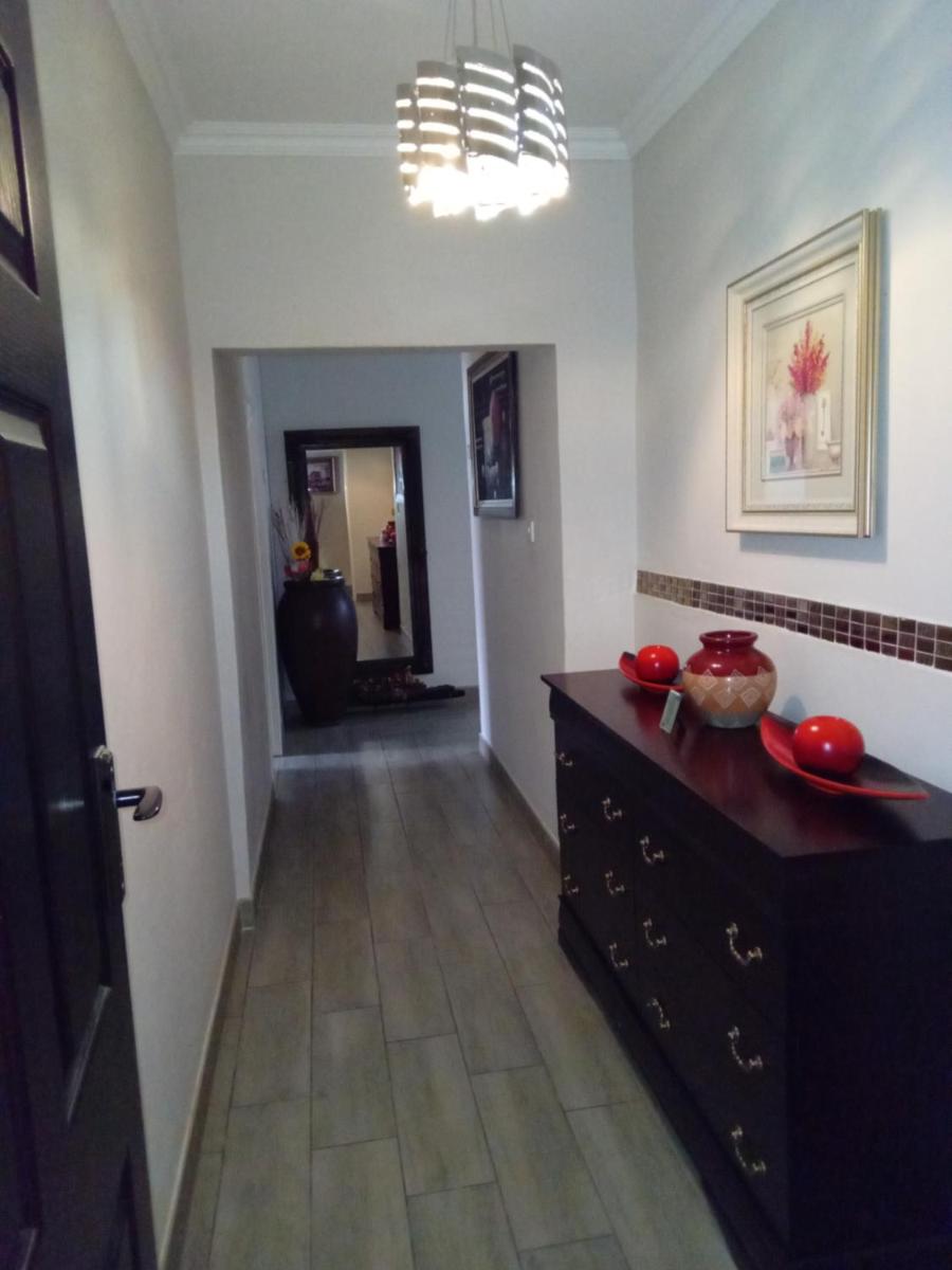 Antique Home BnB - Housity