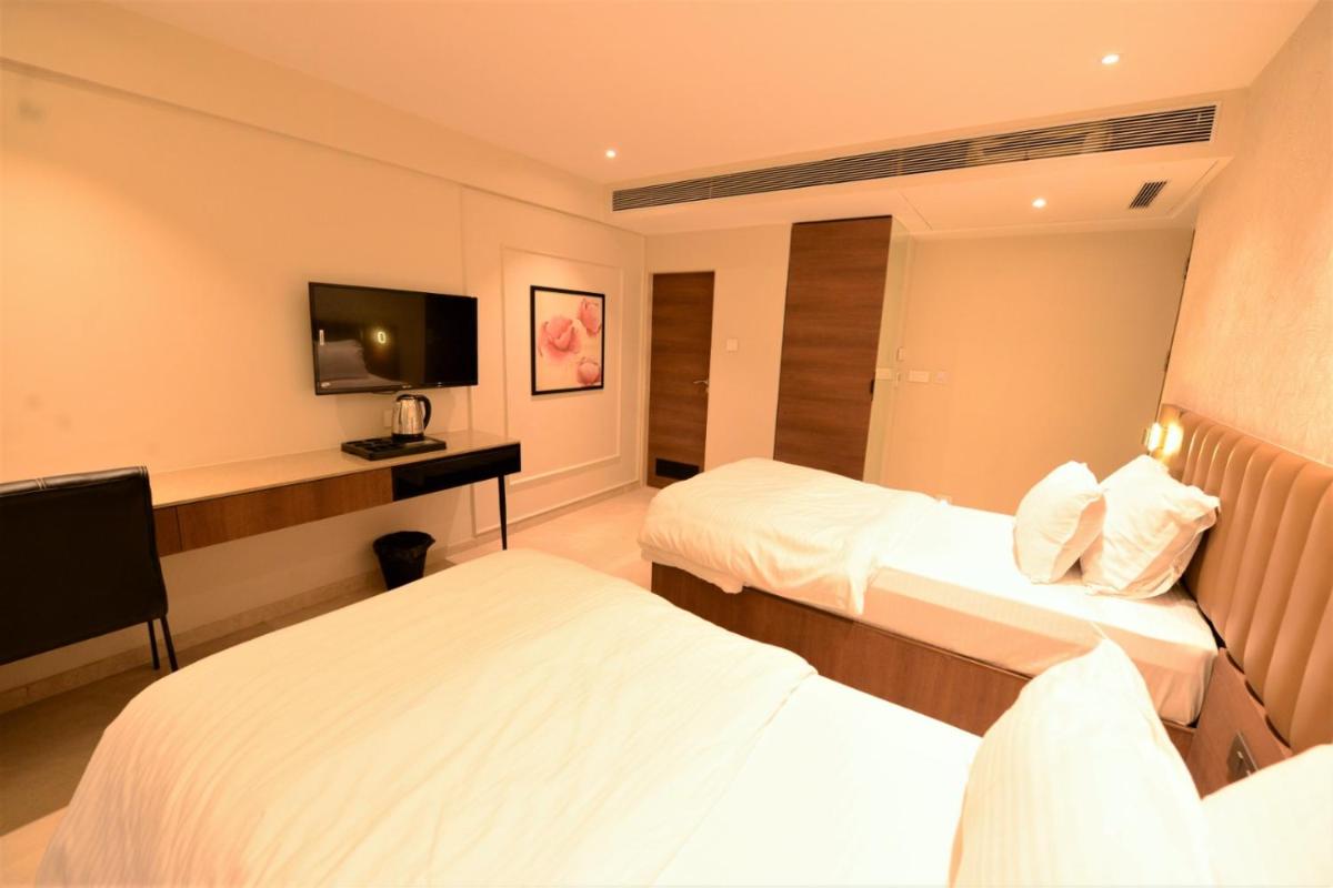 HOTEL ANUPAM RESIDENCY - Housity