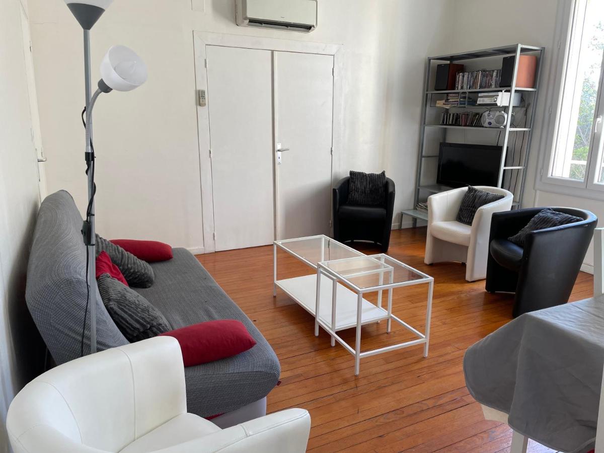 Duplex 130m2 dans un mas entouré de vergers - piscine - Housity