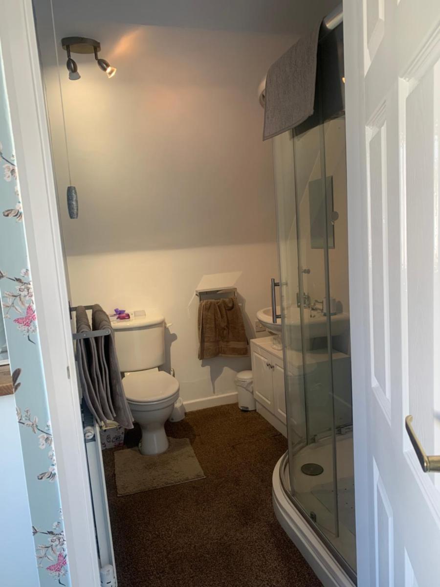 Seaways Cottage Hoylake - Housity