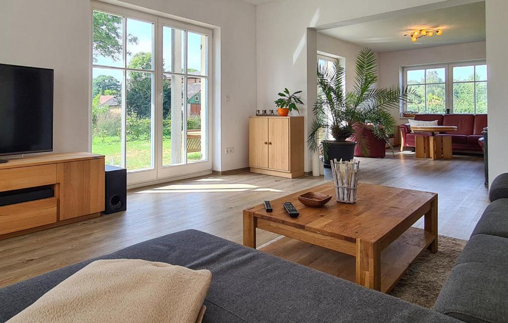 Suitetrails - Ferienwohnung Mirow in Zirtow