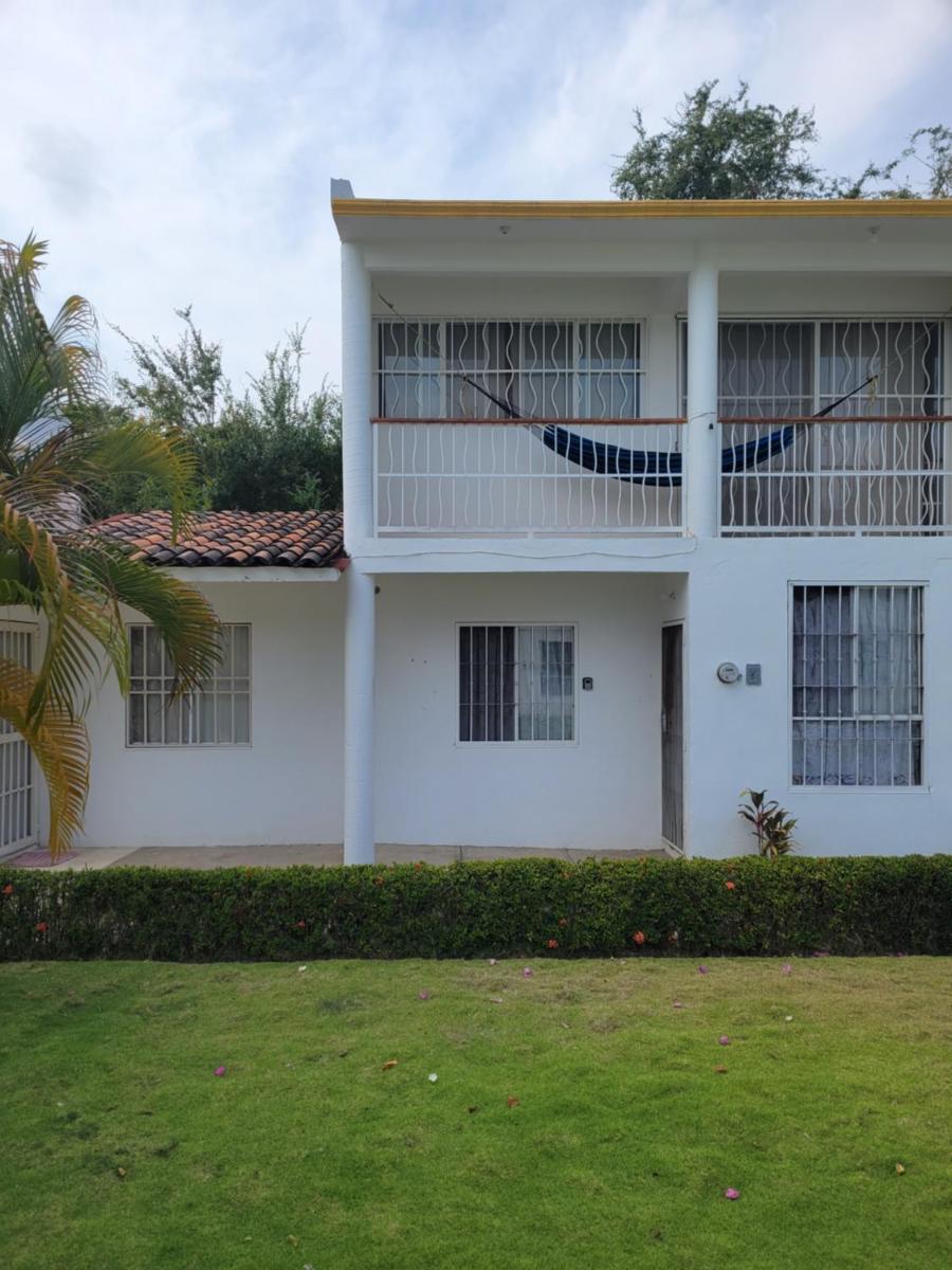 Casa Amarilla - Housity