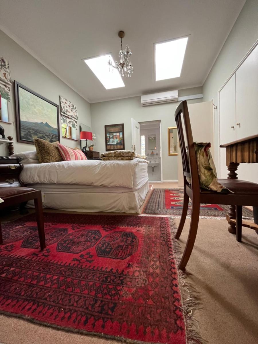 Constantia Guest House - Housity