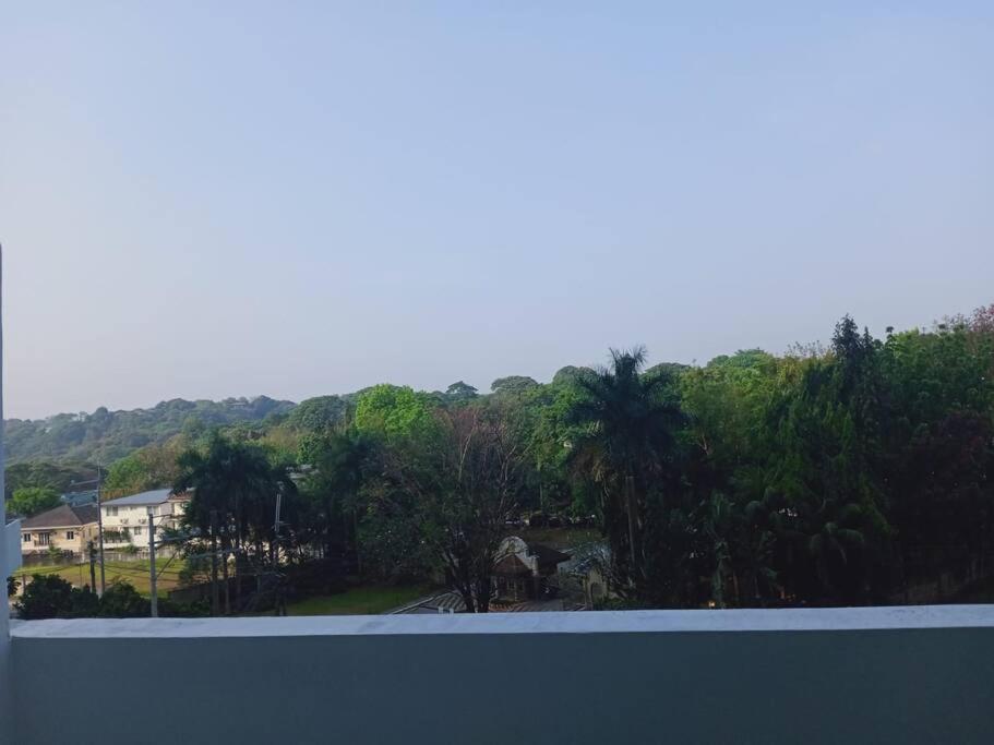 JC Staycation Manila - Housity