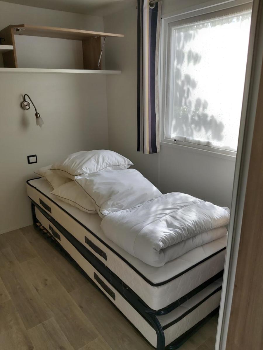 Location mobile home 6 personnes a fréjus - Hizvo