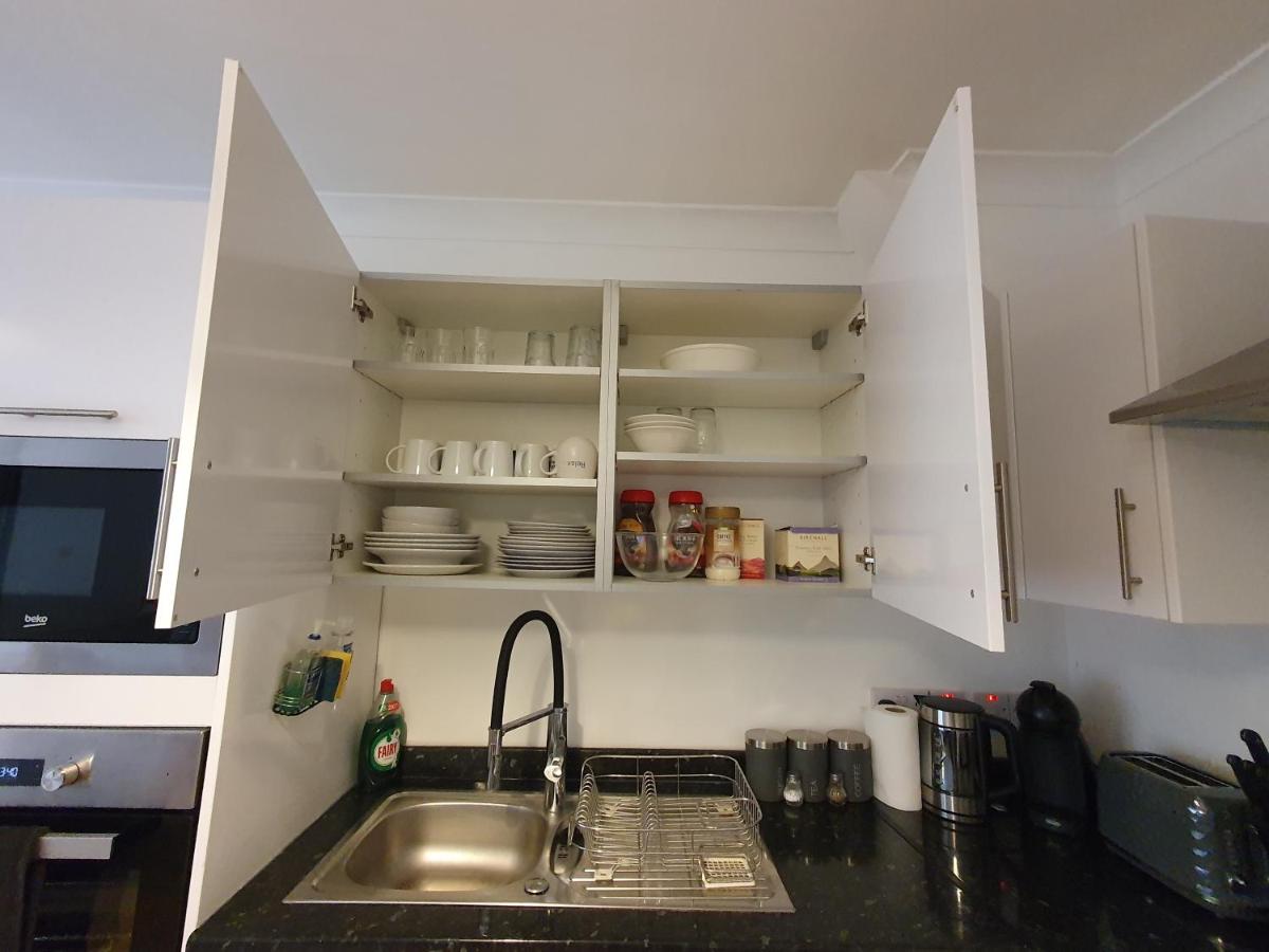 London Excel Apartment with Parking - Housity