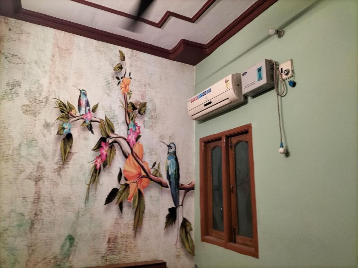 Hotel Bluemoon auraiya - Housity