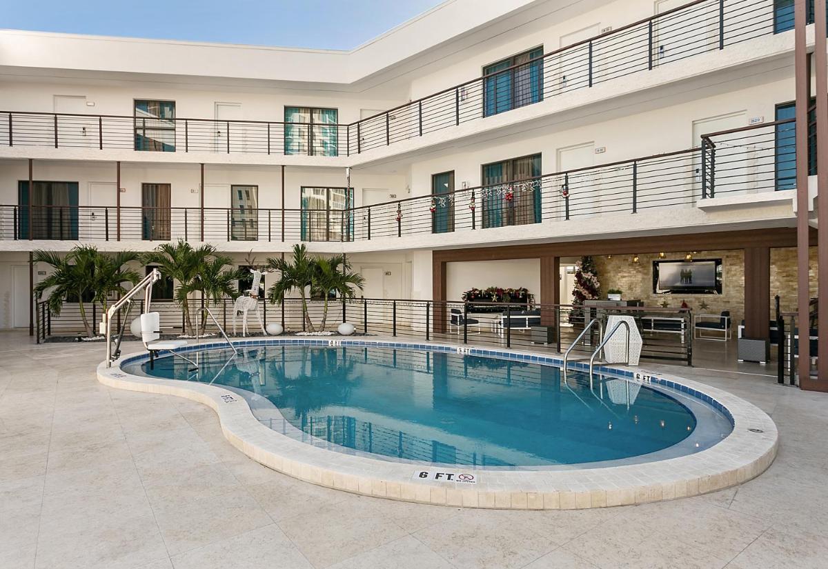 Deco Boutique Hotel - Housity