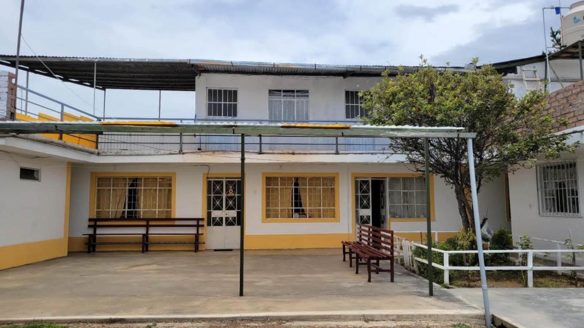 CASA HOSPEDAJE HUARIPAMPA - Housity