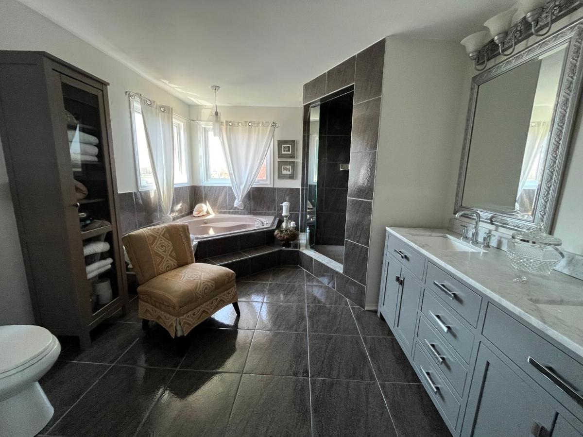 Lulu's Bed & Breakfast - Housity
