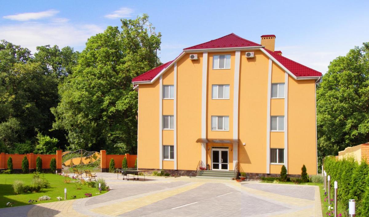 Zakarpatskiy Oazis - Housity