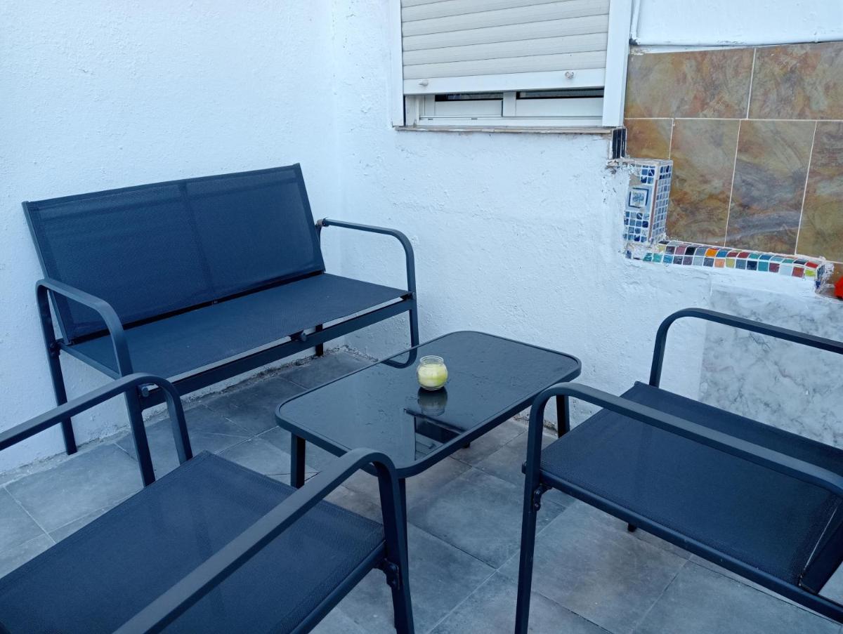 Lola Apartment Encorts - Housity