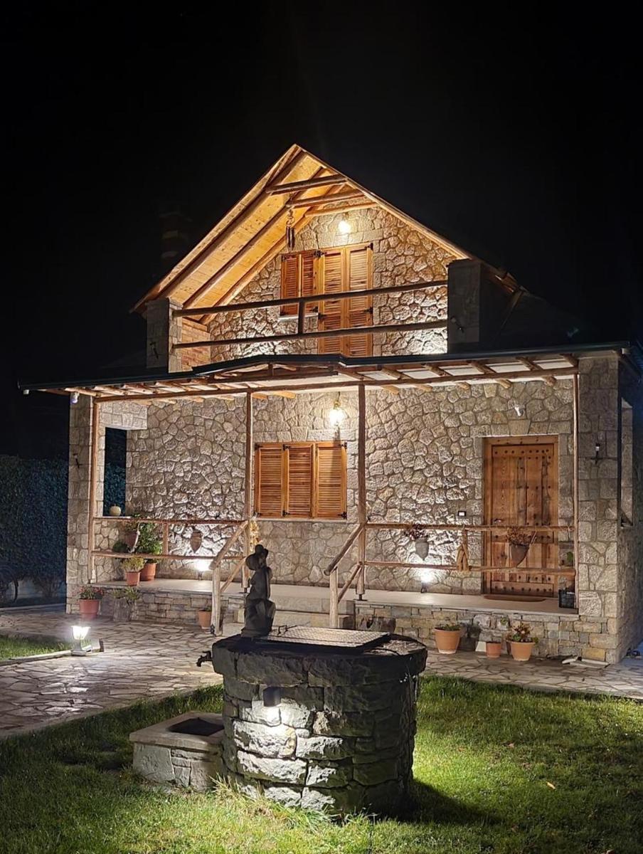 The Village House - Hizvo