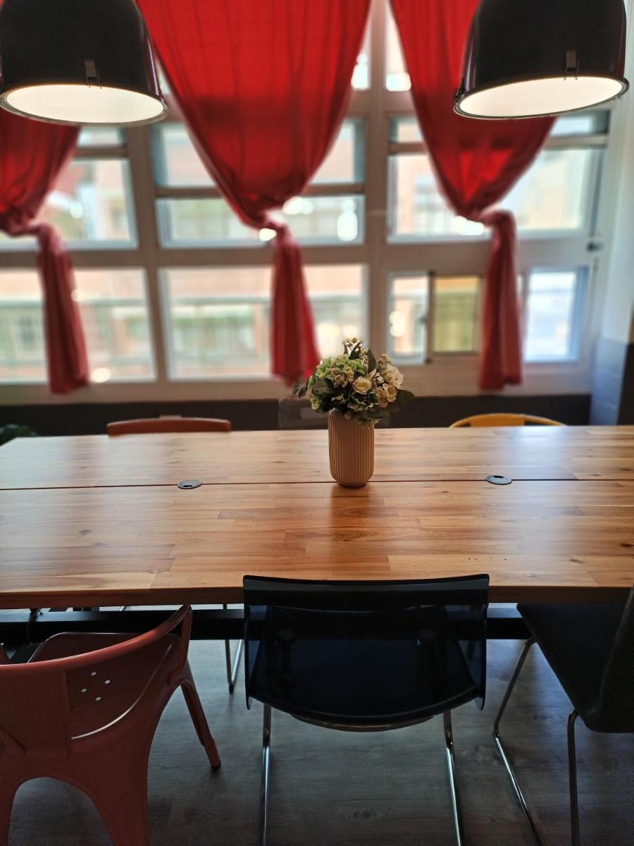 Fun Kaohsiung Backpacker Hostel - Hizvo