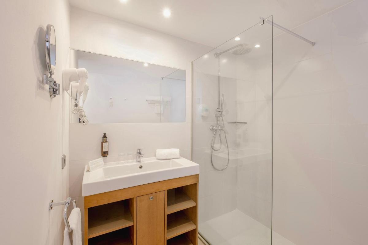 Un baño de Sentido Fido Punta del Mar Hotel & Spa - Adults Only