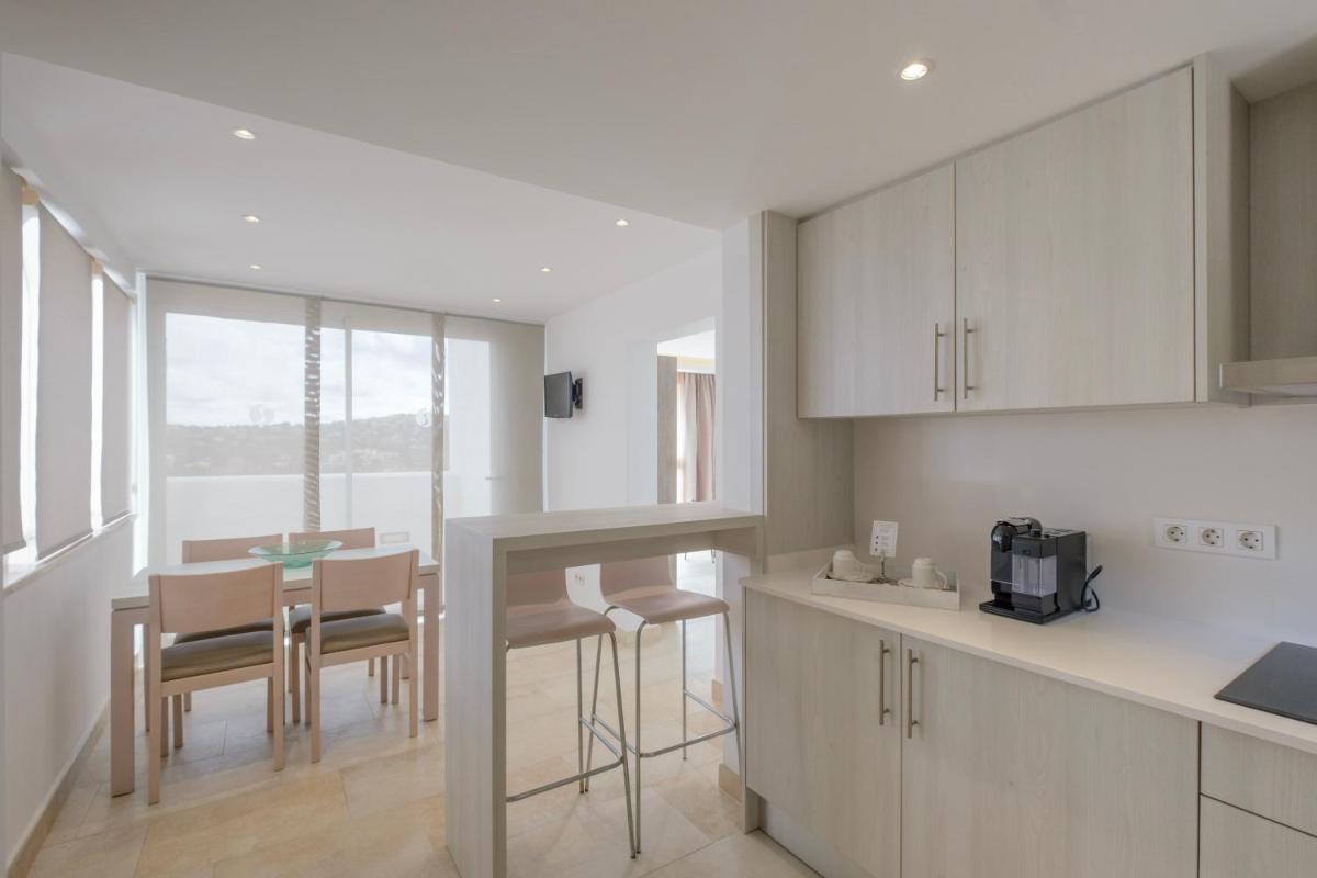 Una cocina o zona de cocina en Sentido Fido Punta del Mar Hotel & Spa - Adults Only