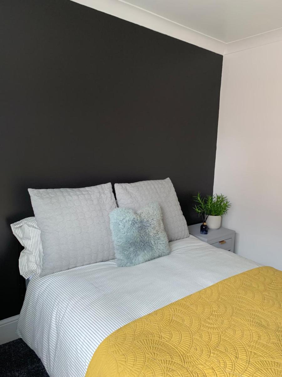 Roundhay Roman Avenue Stay - Housity