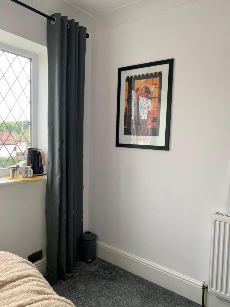Roundhay Roman Avenue Stay - Housity