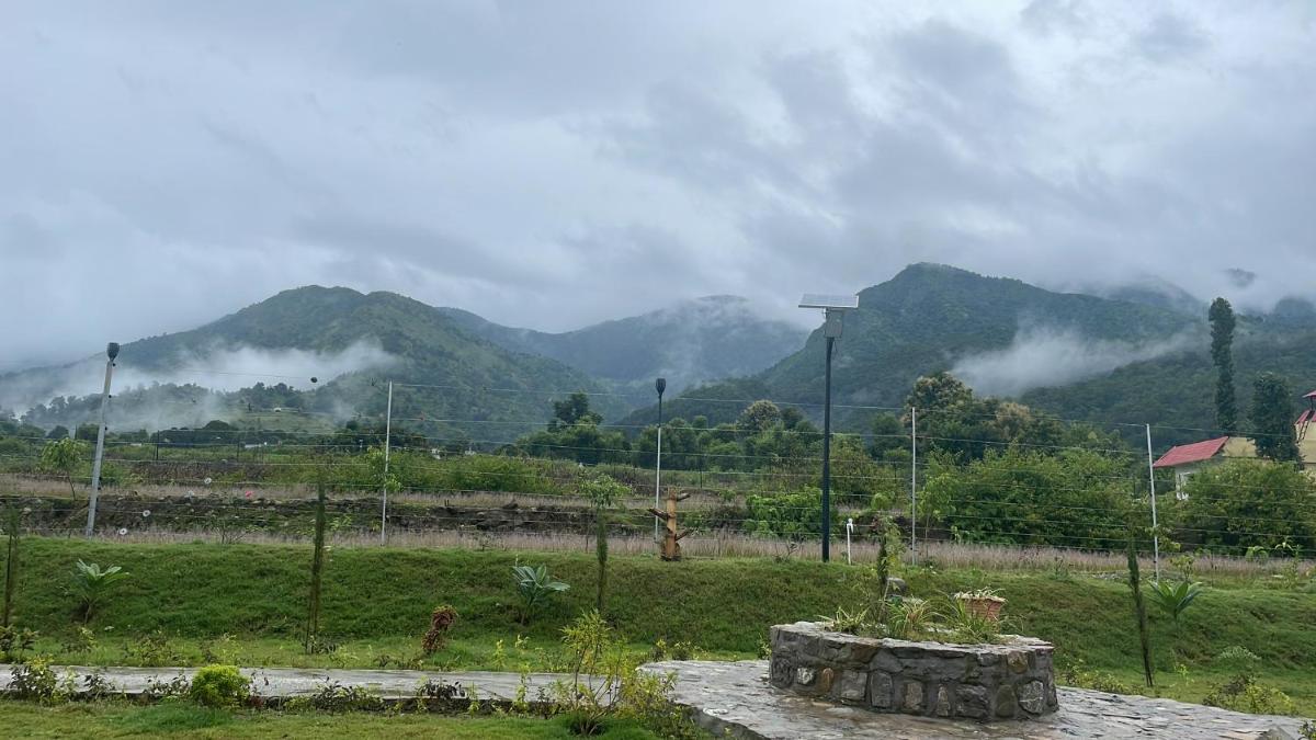 Jim & Holmes Homestay in Jim Corbett National Park - Housity