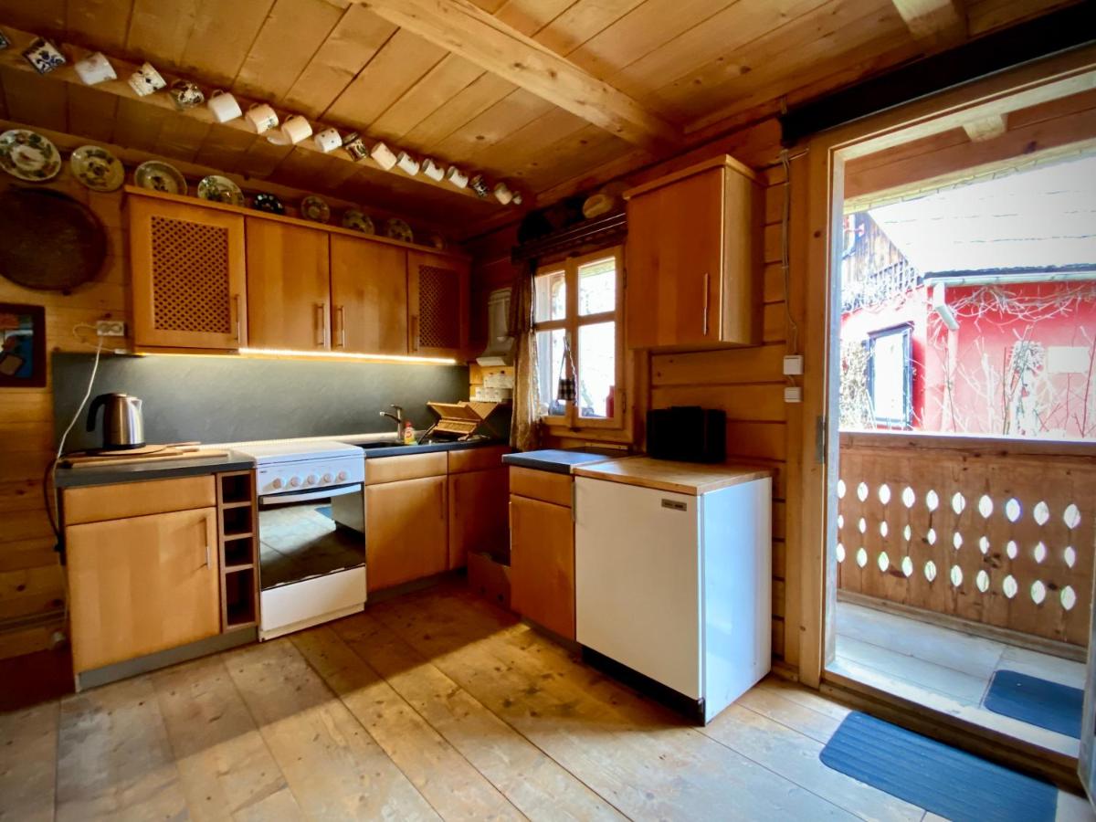 Woodenhouse Maramures - Housity