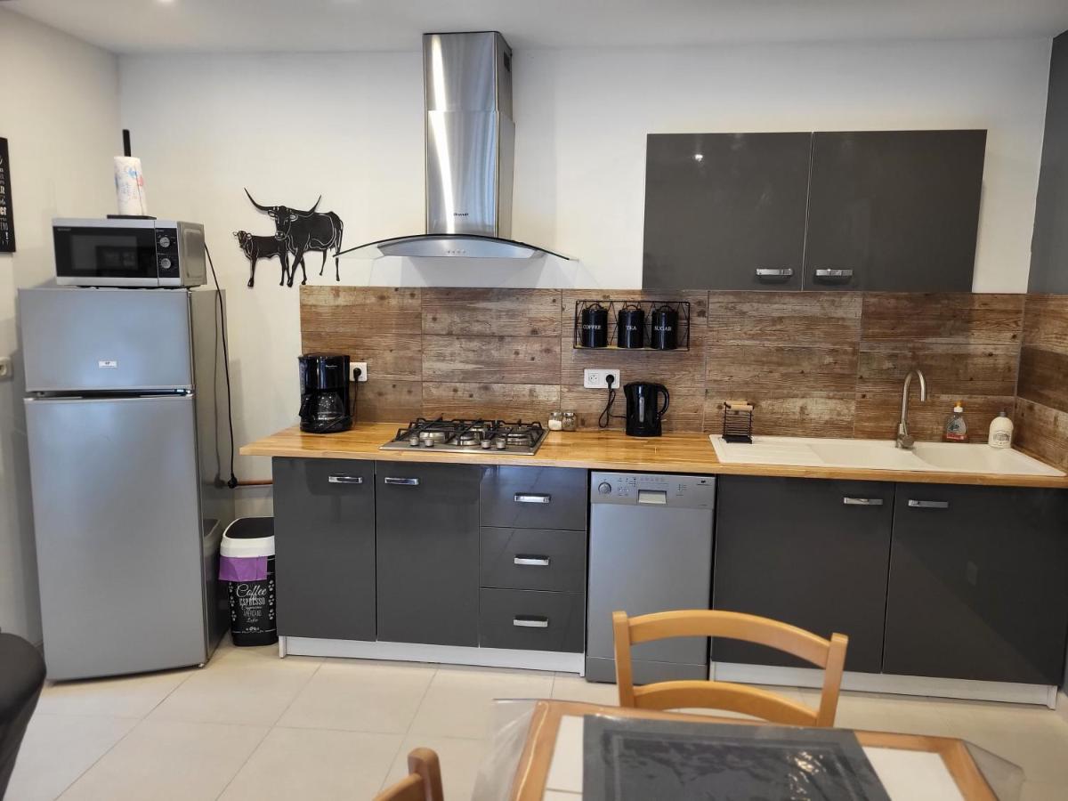 petite maison en pierre au coeur du Périgord noir - Housity