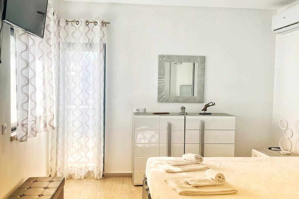 Vivenda Espaçosa e Luminosa - Housity