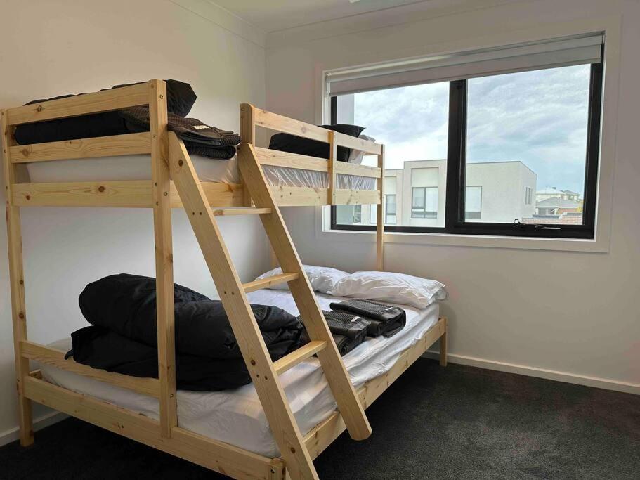 Wonderful Jubilee Estate House - Housity