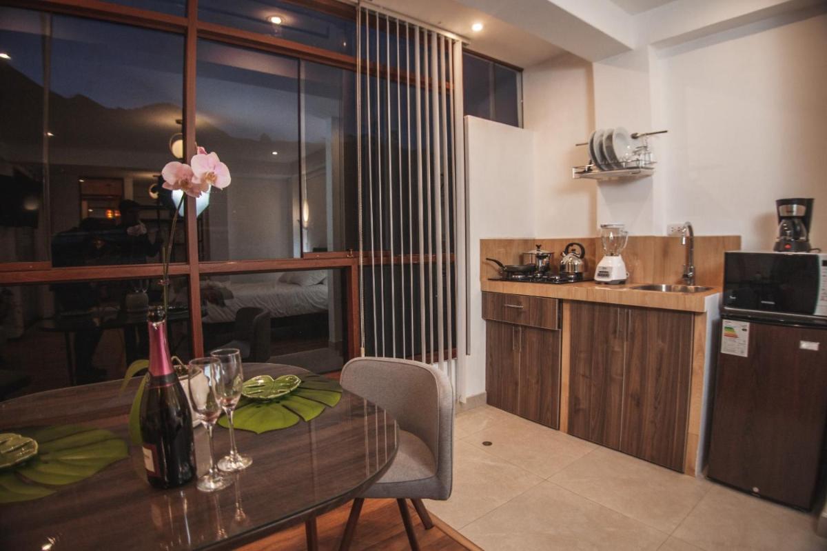 Flores de la Villa - Housity