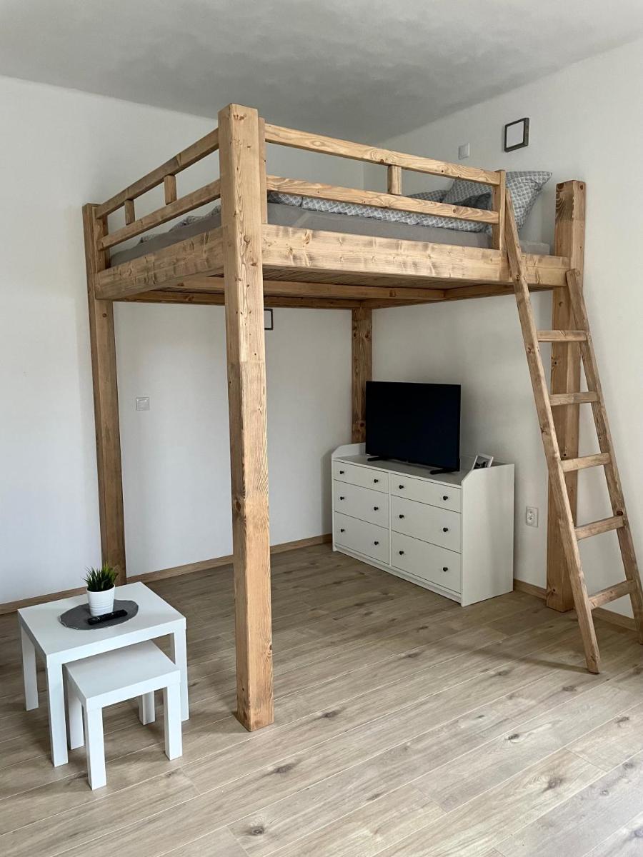 Apartmány Bechyně - Housity