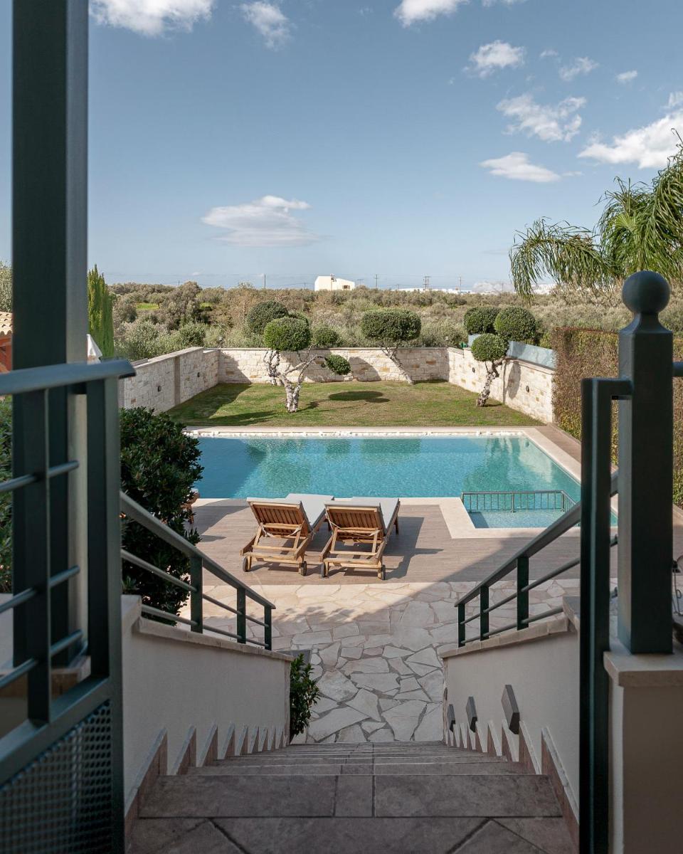 Antonia Blue Villa - Housity