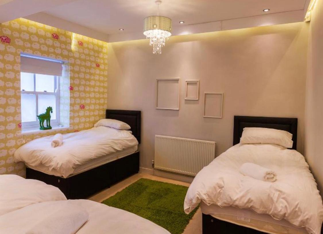 The Valleys House Cardiff Bay - Housity