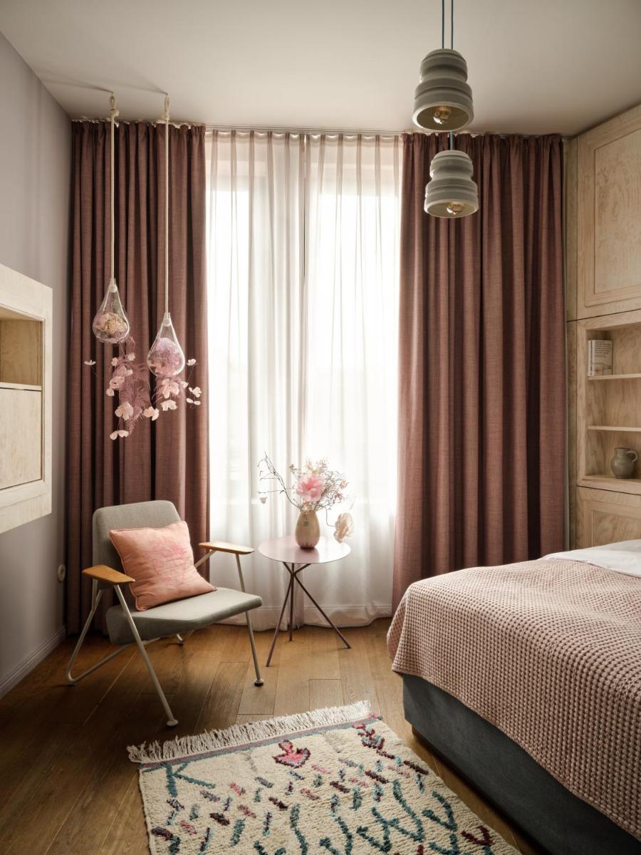 Libertine Lindenberg - Housity